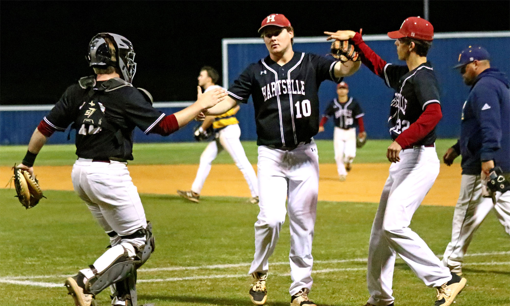 Tigers advance to 6A playoffs second round with a sweep of Buckhorn