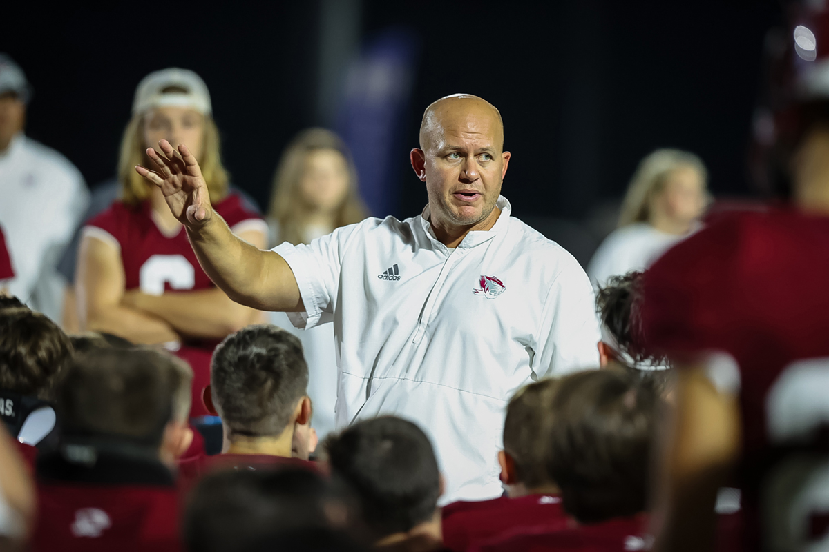 Hartselle improves to 5-0 with forfeit win over Columbia
